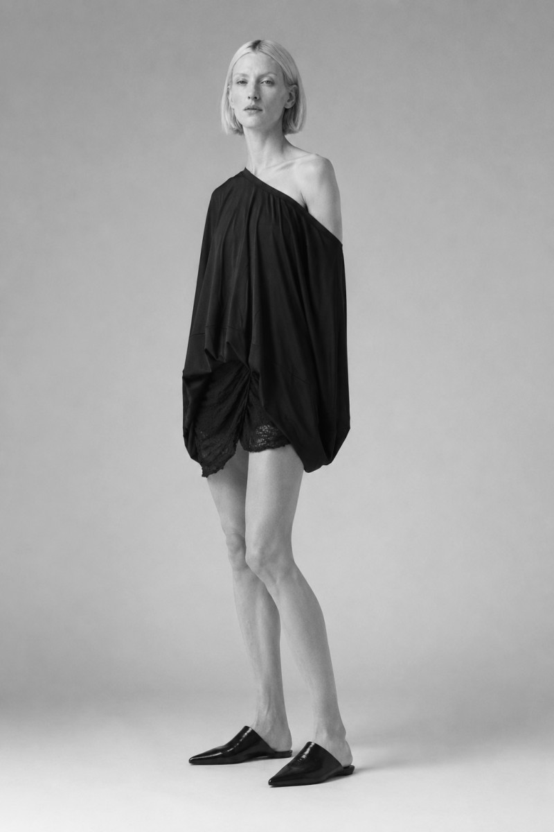 LOOK 48